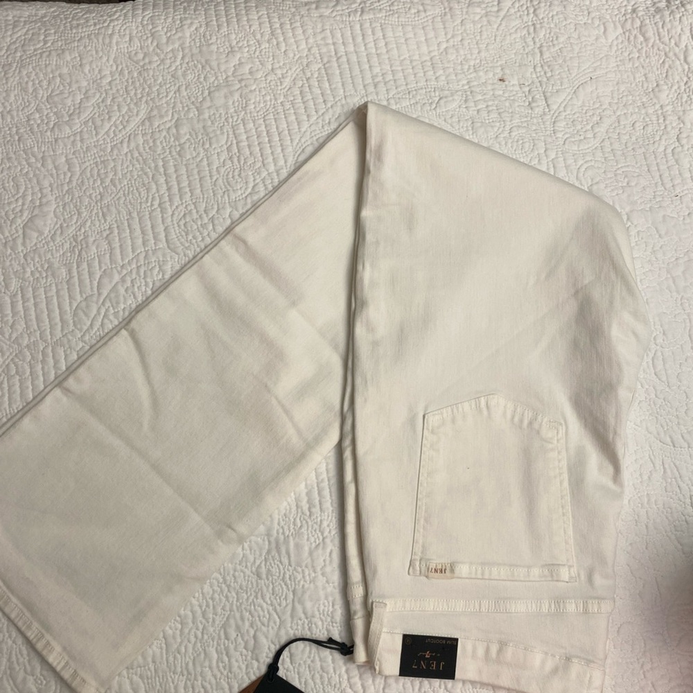 NWT Jen 7 for All Mankind Women's Slim Bootcut Off White Jeans Size 14